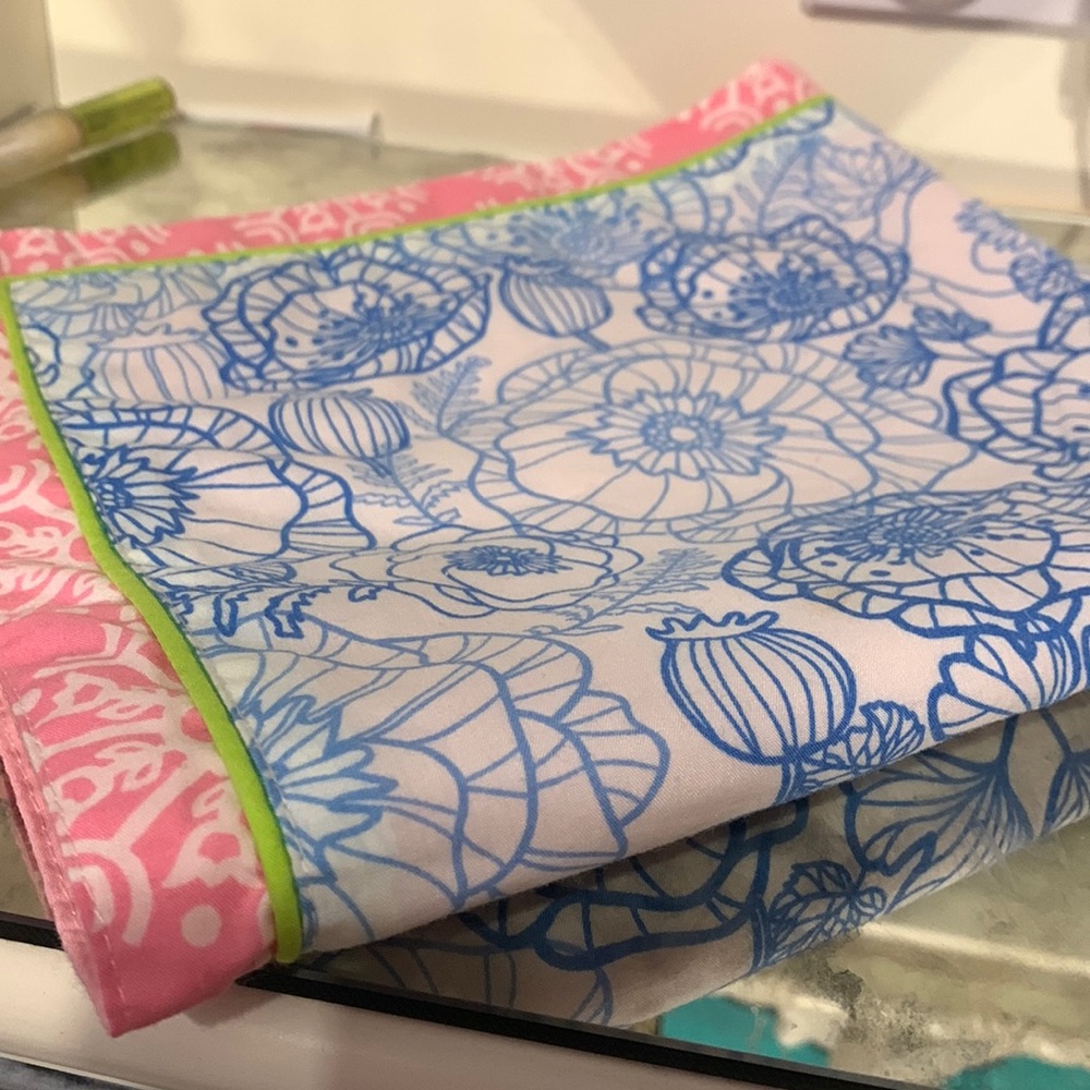 Doll blanket